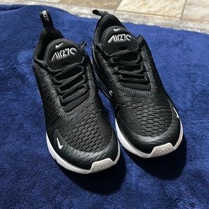Nike AirMax 270